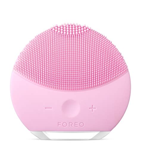 foreo luna 2 facial brush.